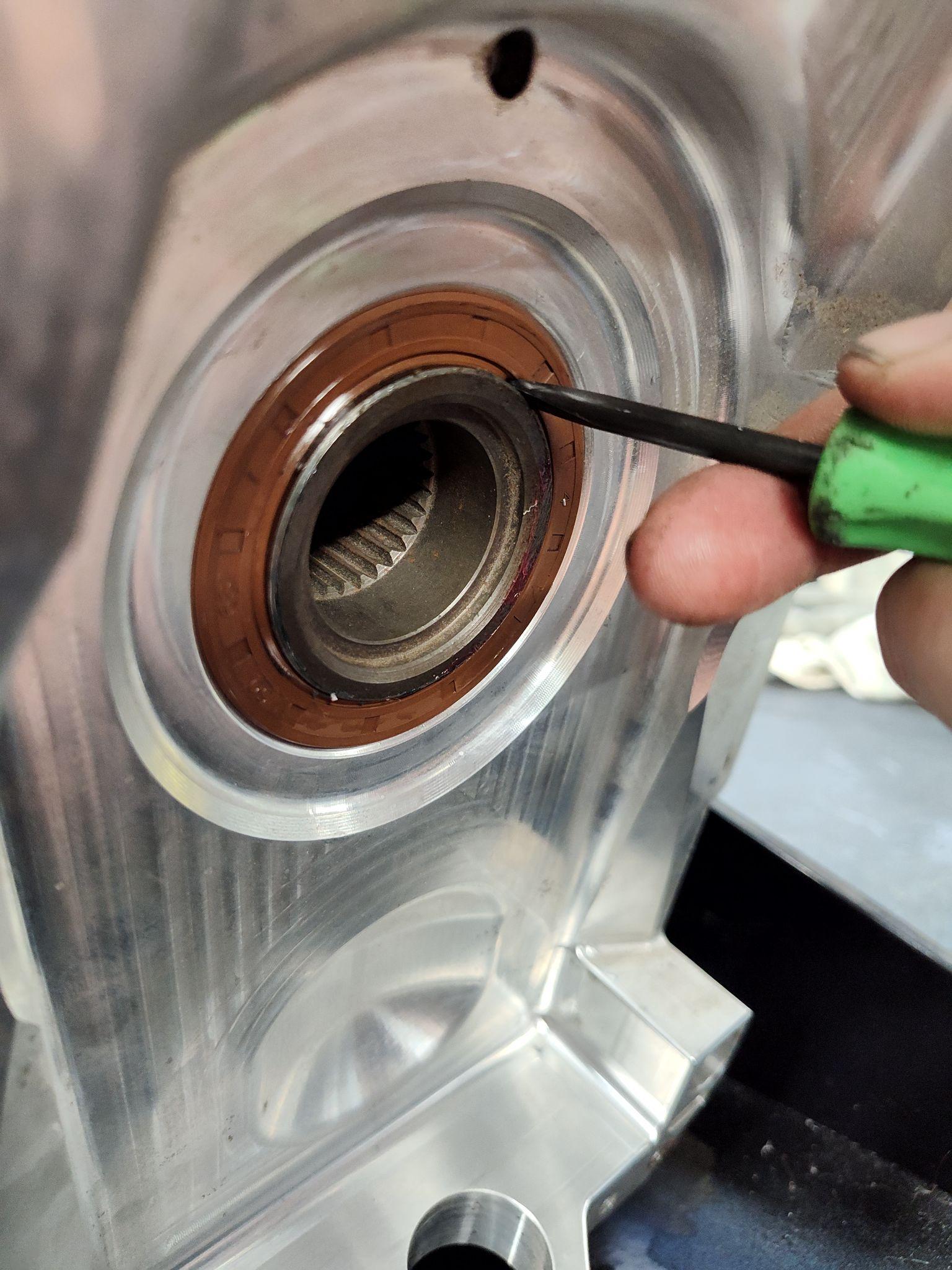First oil fill and break-in inspection reference